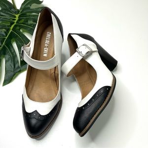 CHELSEA CREW MARY JANE BLACK AND WITHE PIN UP STYLE SHOES
